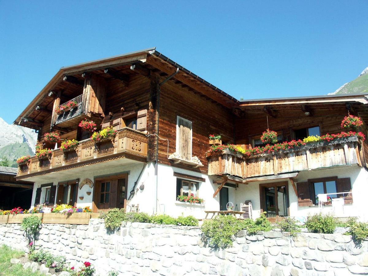 les fenêtres du mont blanc La Giettaz Extérieur photo